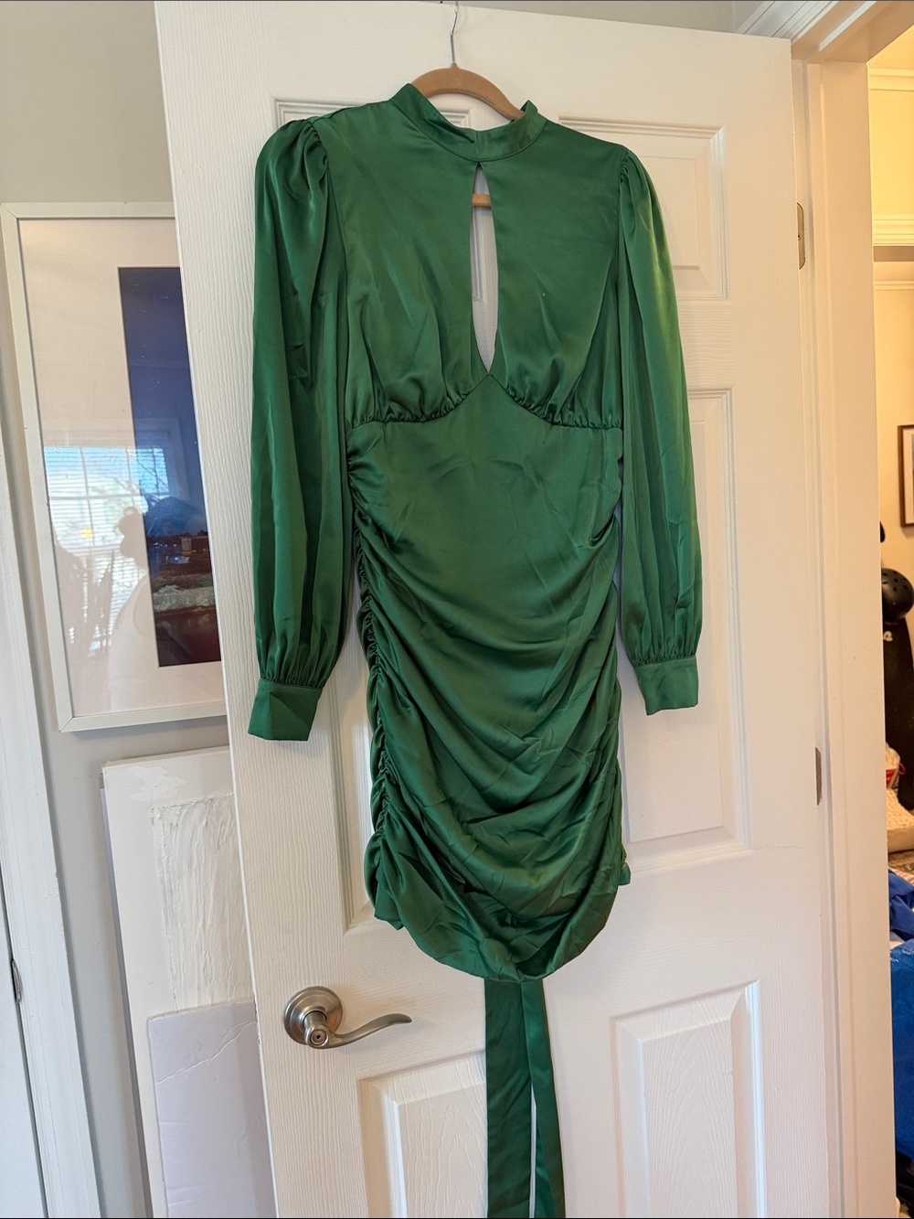 Elegant Green Satin Ruched Long-Sleeve Dress